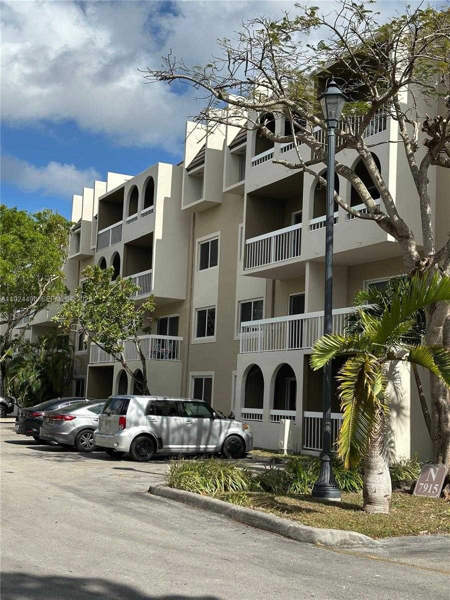 Small Image of Miami Number 9