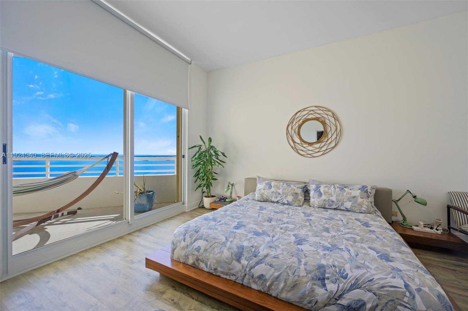 Small Image of 888 BRICKELL KEY DR #2909, Miami Number 11