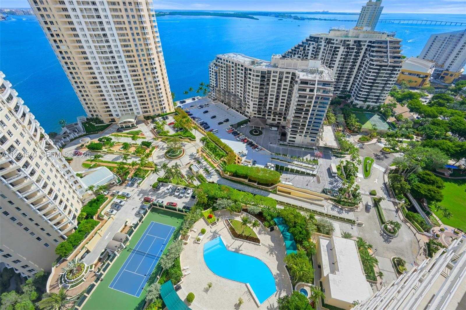 Small Image of 888 BRICKELL KEY DR #2909, Miami Number 22