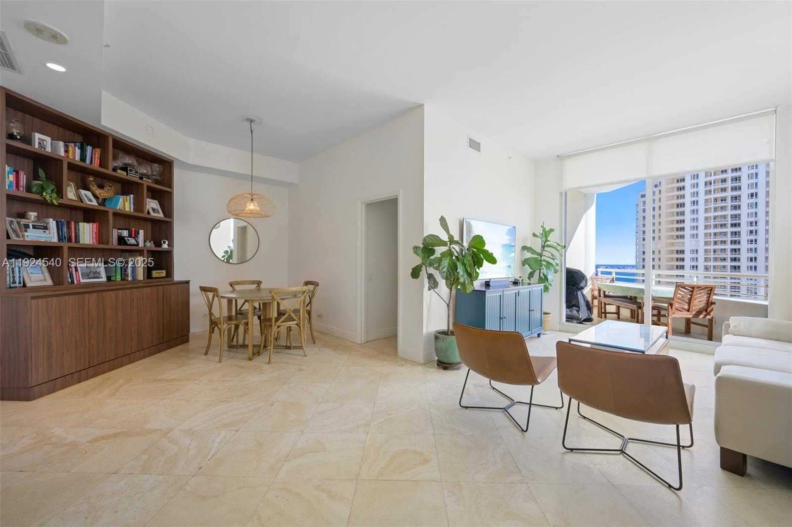 Small Image of 888 BRICKELL KEY DR #2909, Miami Number 5