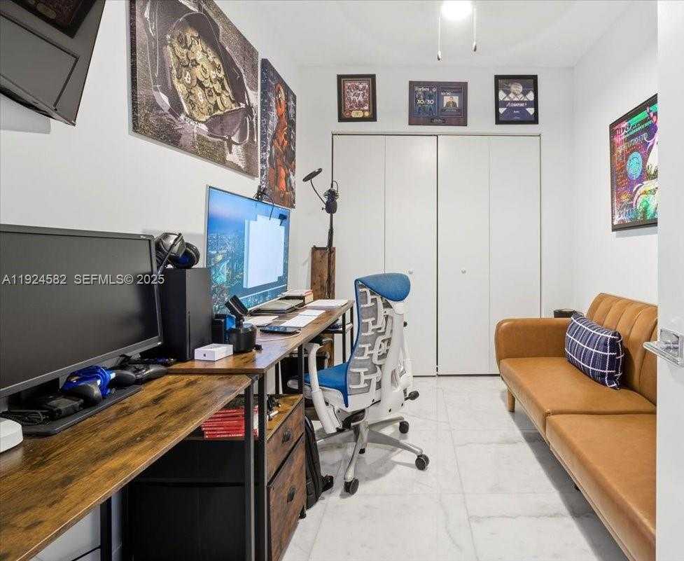 Small Image of 488 NORTH EAST 18TH ST #1806, Miami Number 16