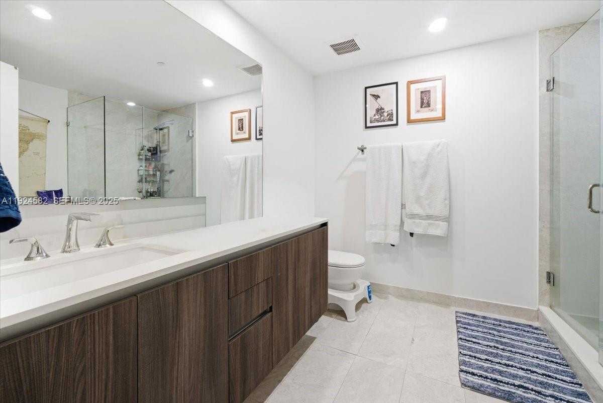 Small Image of 488 NORTH EAST 18TH ST #1806, Miami Number 19