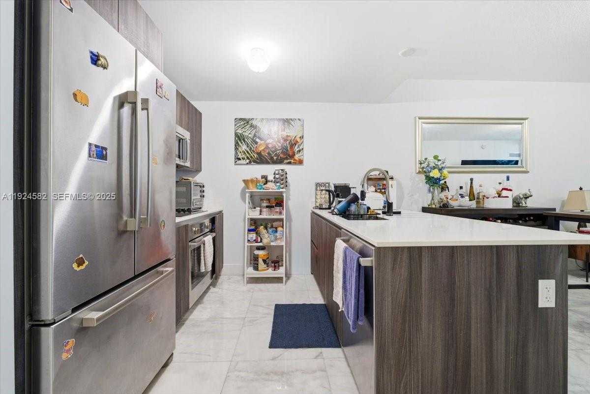 Small Image of 488 NORTH EAST 18TH ST #1806, Miami Number 7