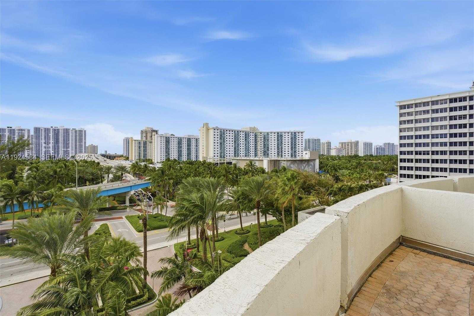 Small Image of 19111 COLLINS AVE #505, Sunny Isles Beach Number 22