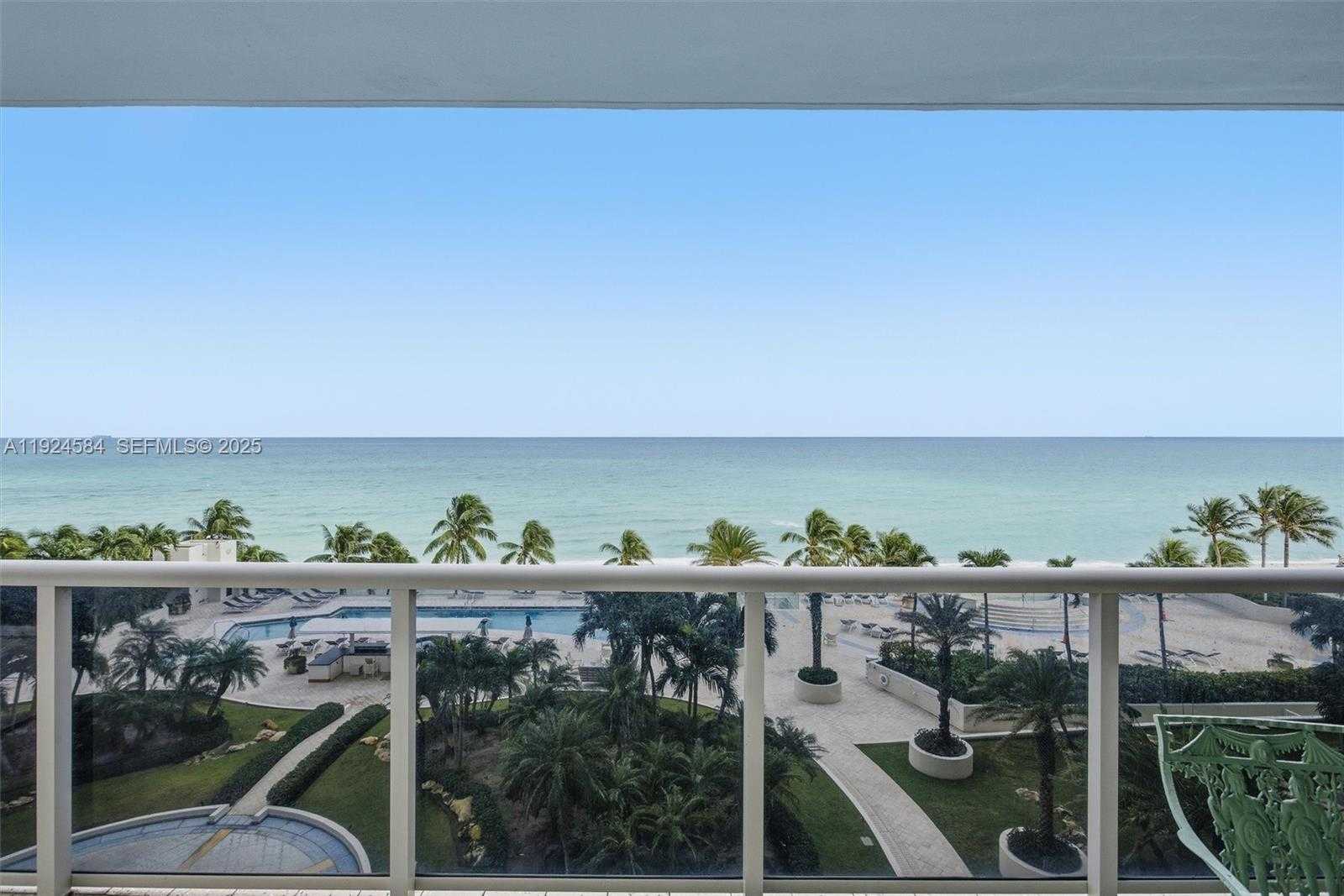 Small Image of 19111 COLLINS AVE #505, Sunny Isles Beach Number 4