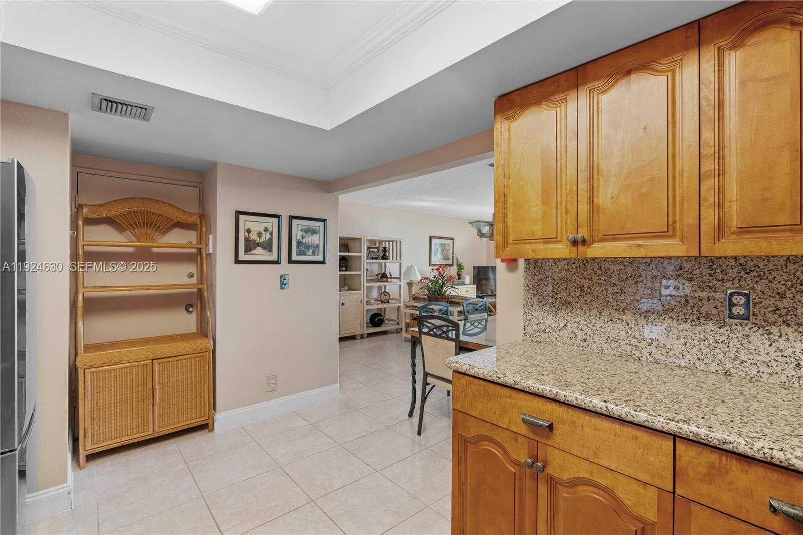 Small Image of 500 THREE ISLANDS BLVD #917, Hallandale Beach Number 14