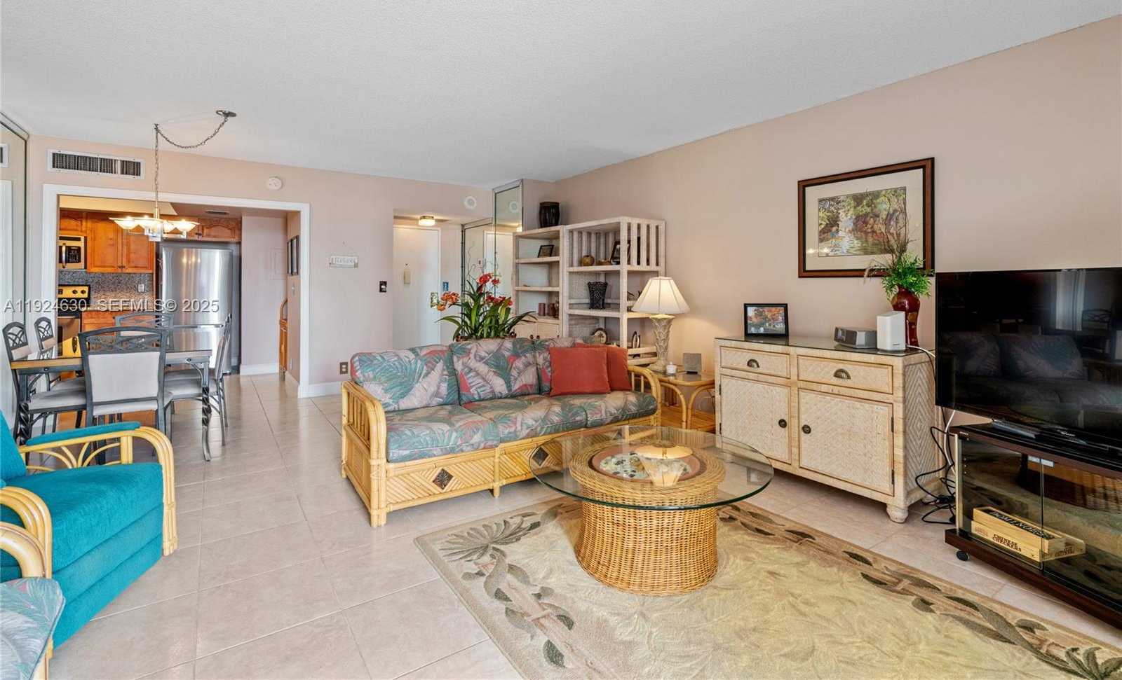 Small Image of 500 THREE ISLANDS BLVD #917, Hallandale Beach Number 25