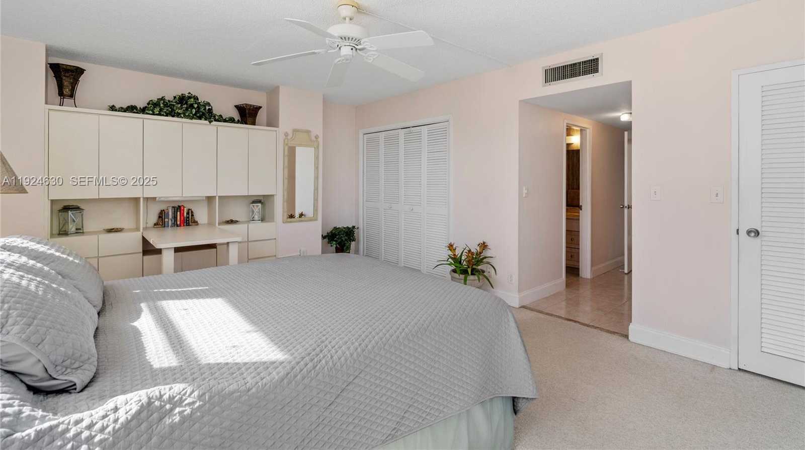 Small Image of 500 THREE ISLANDS BLVD #917, Hallandale Beach Number 32