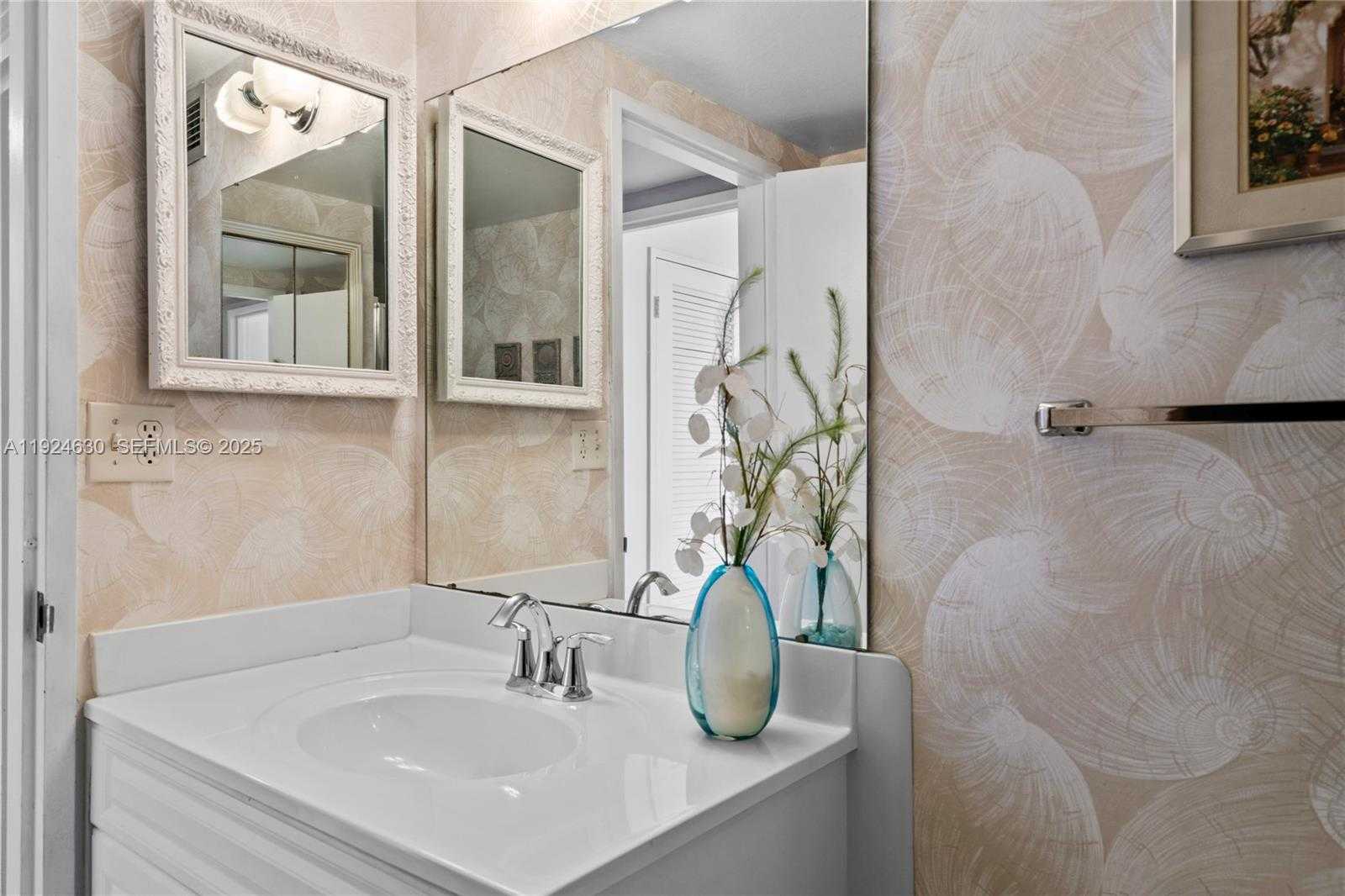 Small Image of 500 THREE ISLANDS BLVD #917, Hallandale Beach Number 50