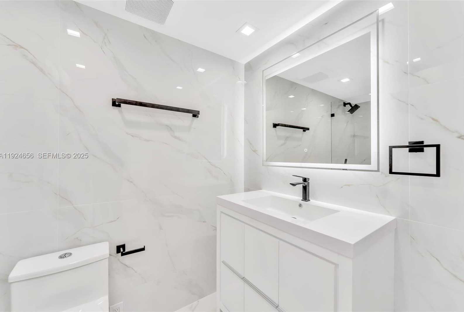 Small Image of 251 174TH ST #1414, Sunny Isles Beach Number 15