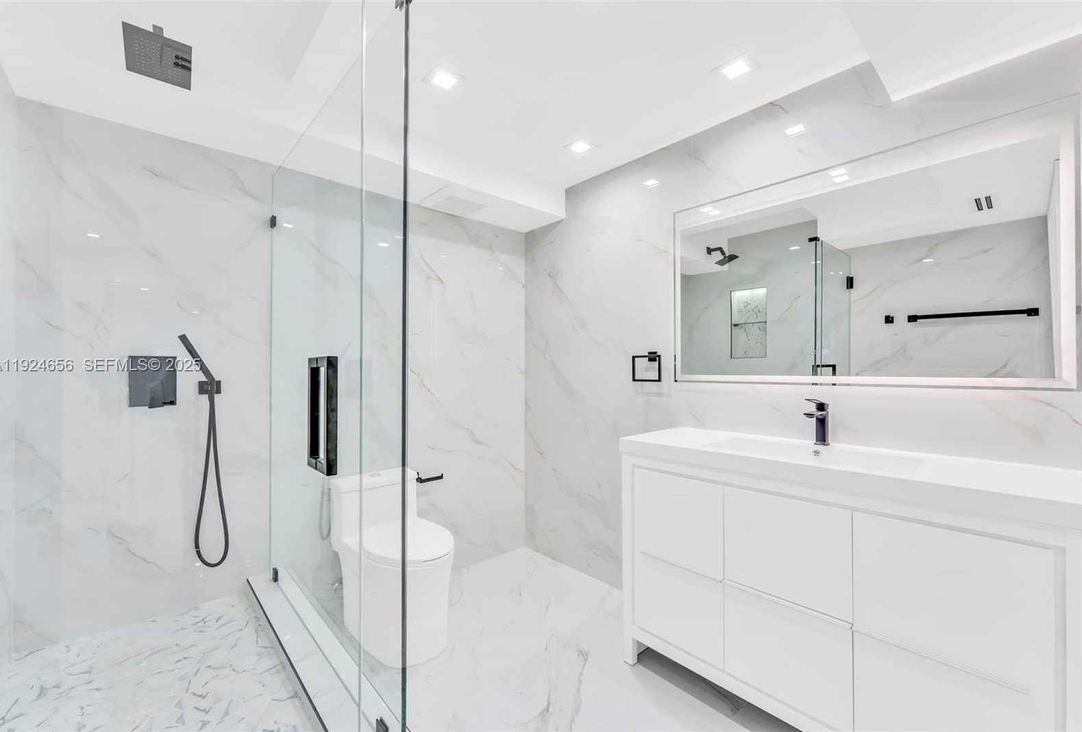 Small Image of 251 174TH ST #1414, Sunny Isles Beach Number 7