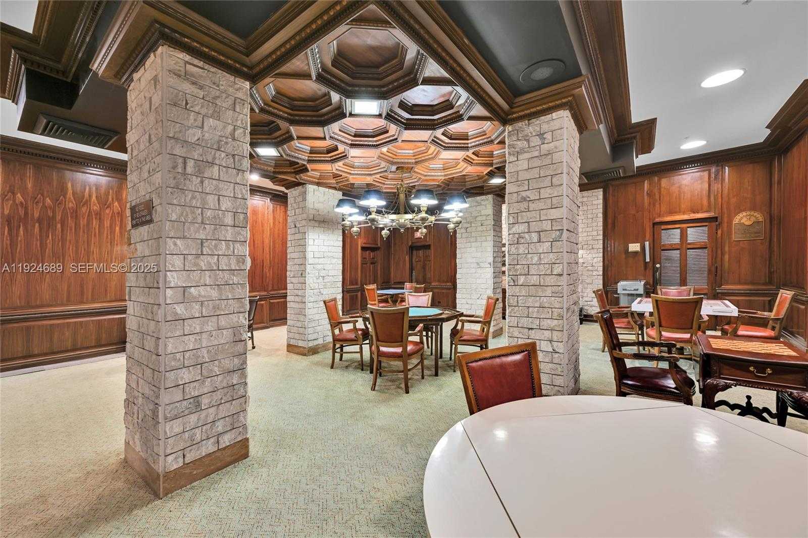 Small Image of 6039 COLLINS AVE #621, Miami Beach Number 34