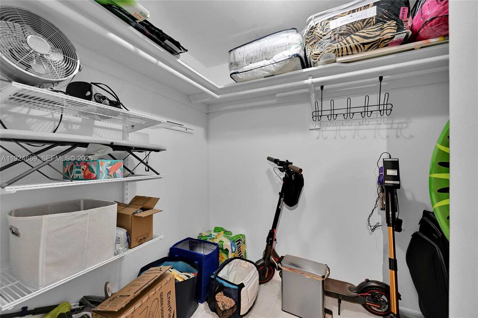 Small Image of 6039 COLLINS AVE #621, Miami Beach Number 38