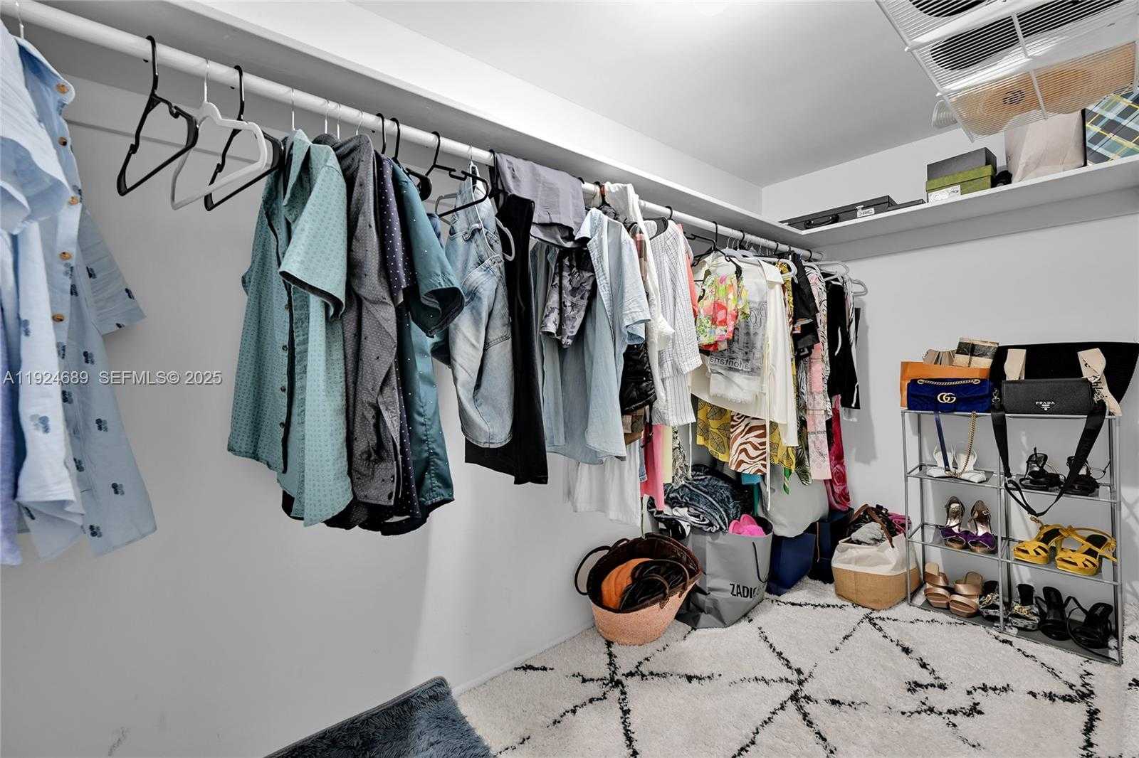 Small Image of 6039 COLLINS AVE #621, Miami Beach Number 40