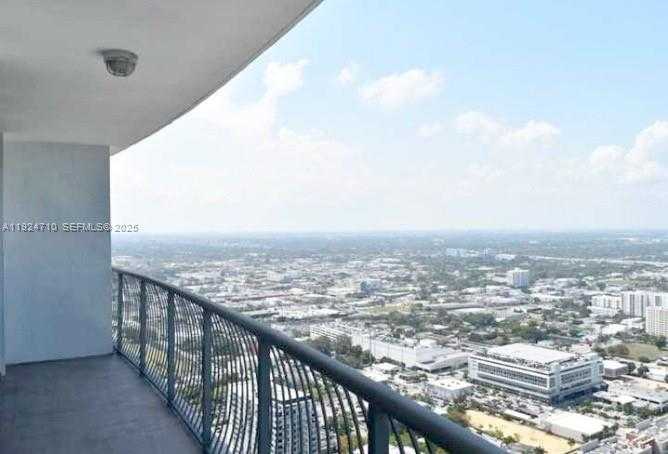 Small Image of 1750 NORTH BAYSHORE DR #5105, Miami Number 13