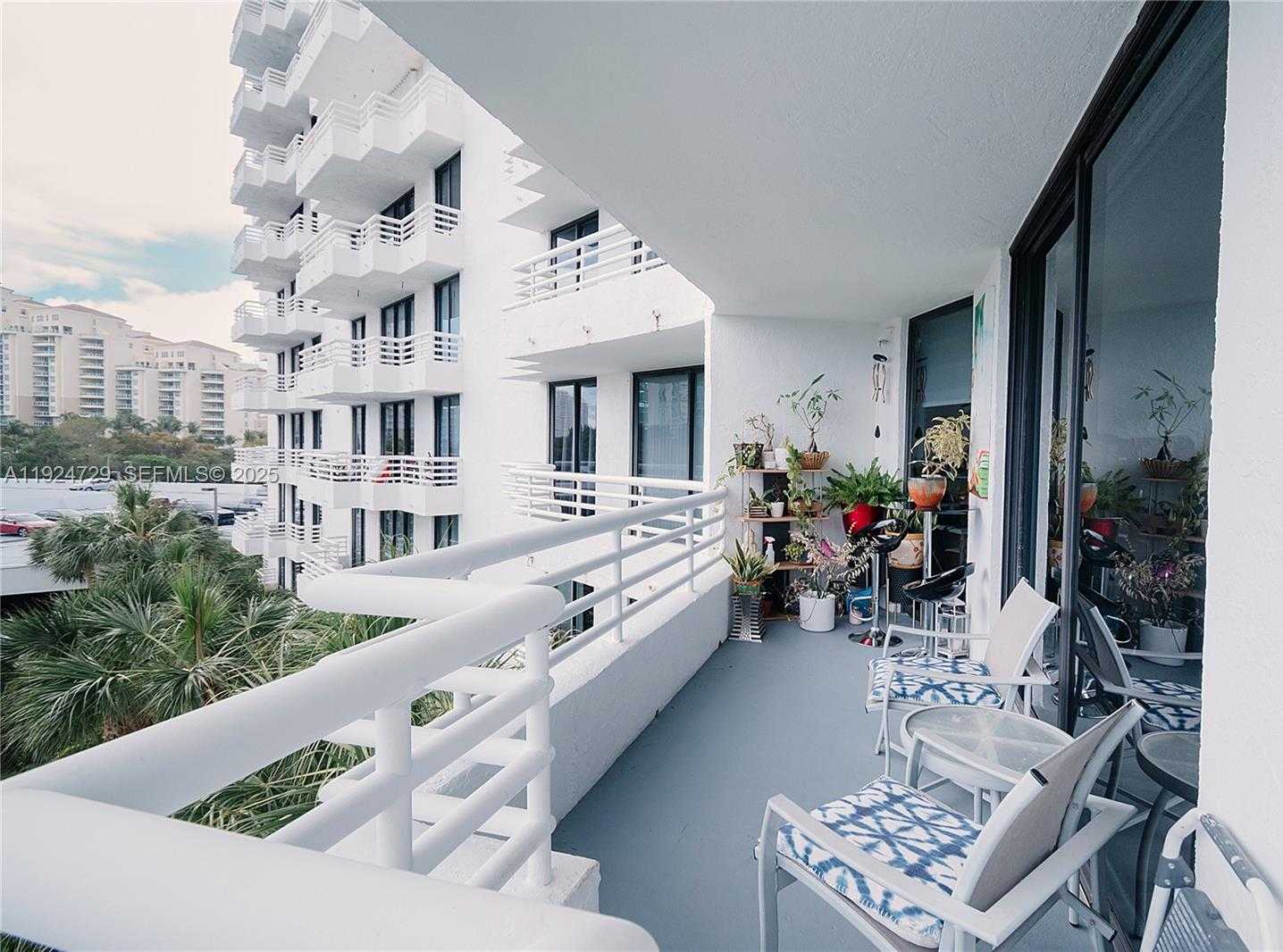 Small Image of 3300 NORTH EAST 192ND ST #515, Aventura Number 9