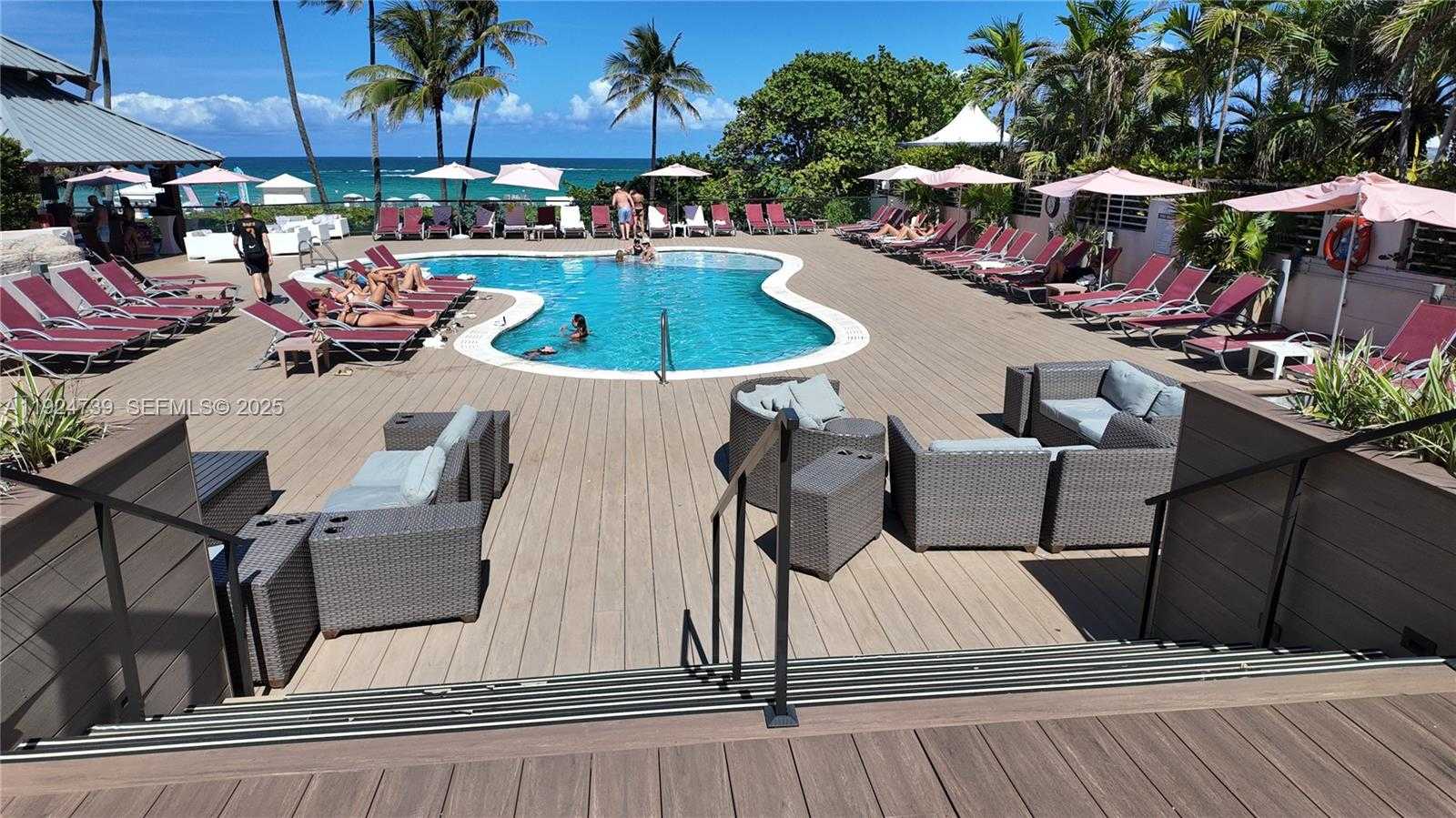 Small Image of 5225 COLLINS AVE #1204, Miami Beach Number 21