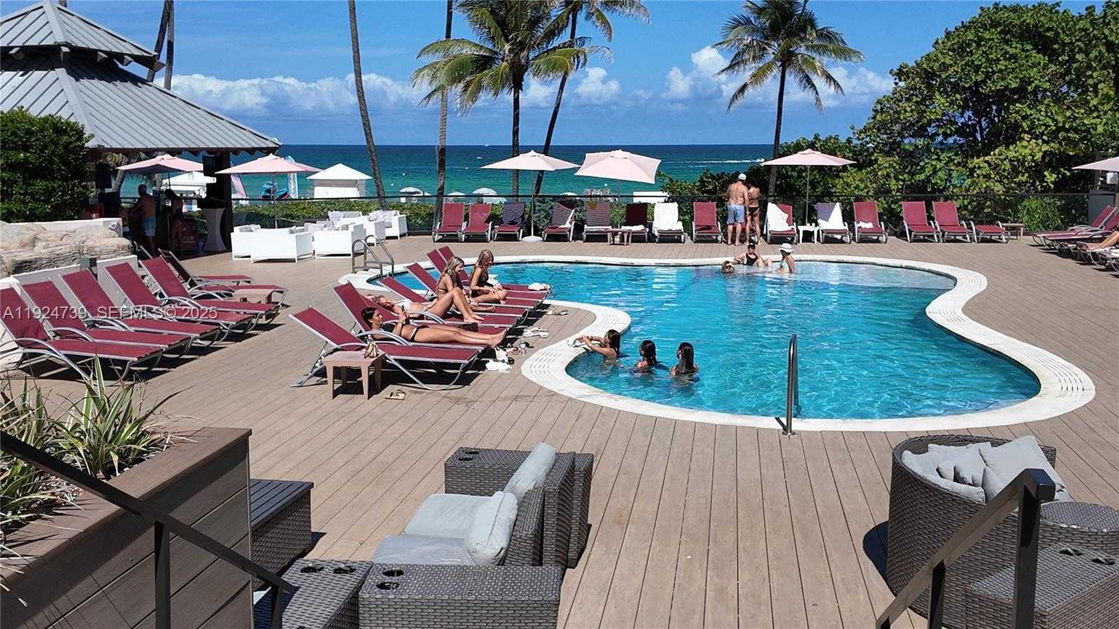 Small Image of 5225 COLLINS AVE #1204, Miami Beach Number 22