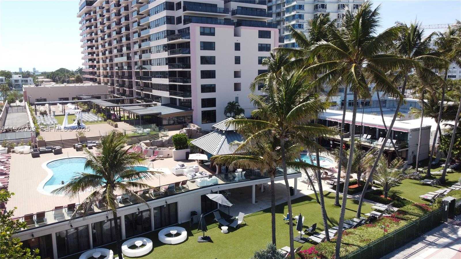 Small Image of 5225 COLLINS AVE #1204, Miami Beach Number 3
