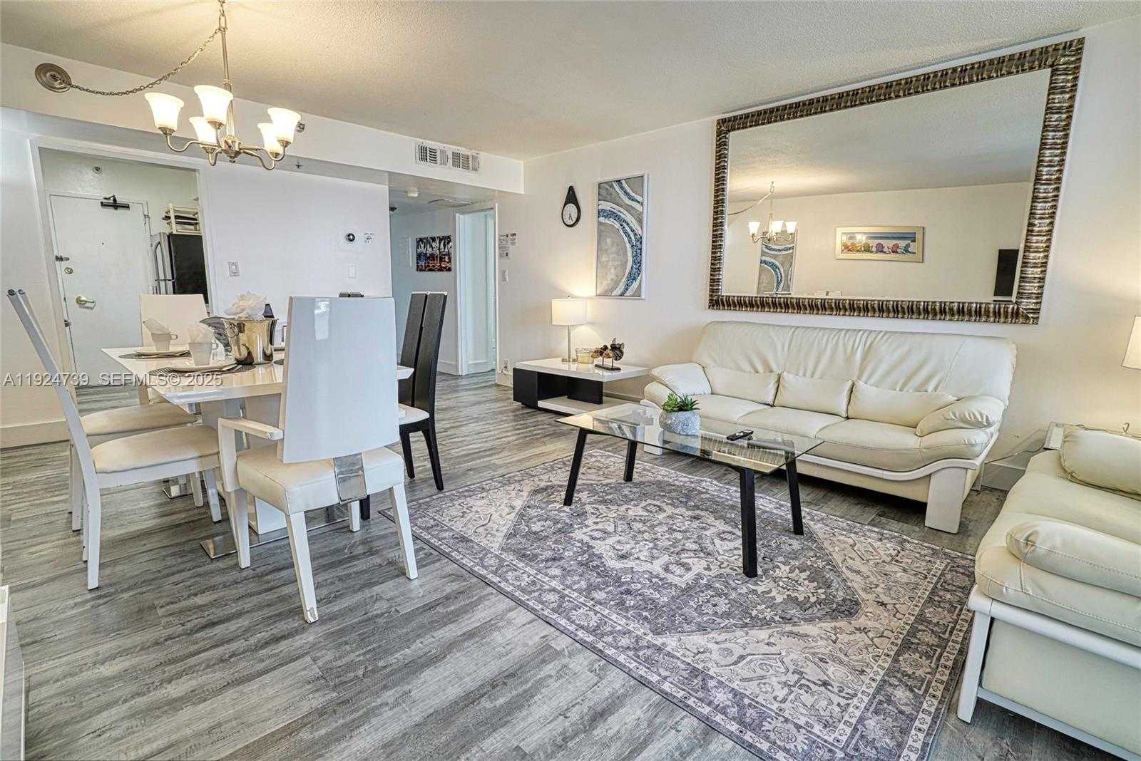 Small Image of 5225 COLLINS AVE #1204, Miami Beach Number 30