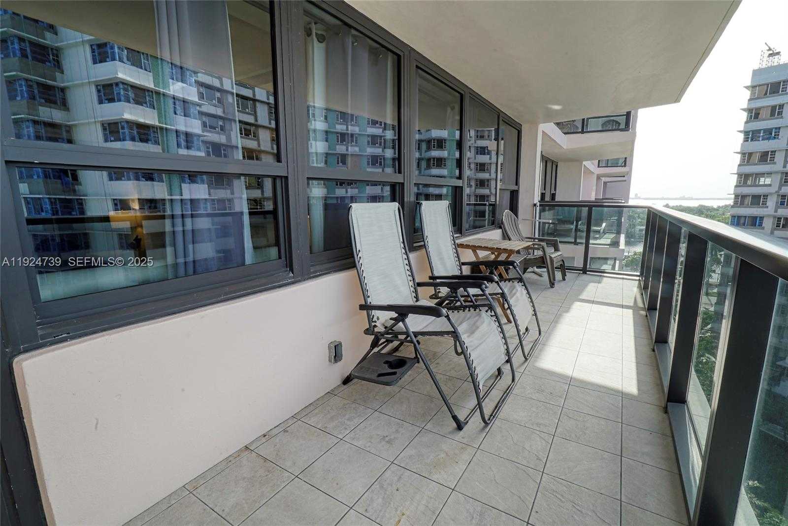 Small Image of 5225 COLLINS AVE #1204, Miami Beach Number 37