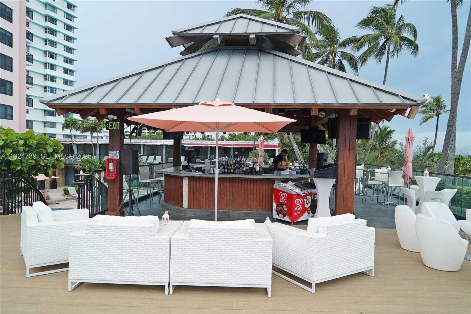 Small Image of 5225 COLLINS AVE #1204, Miami Beach Number 43