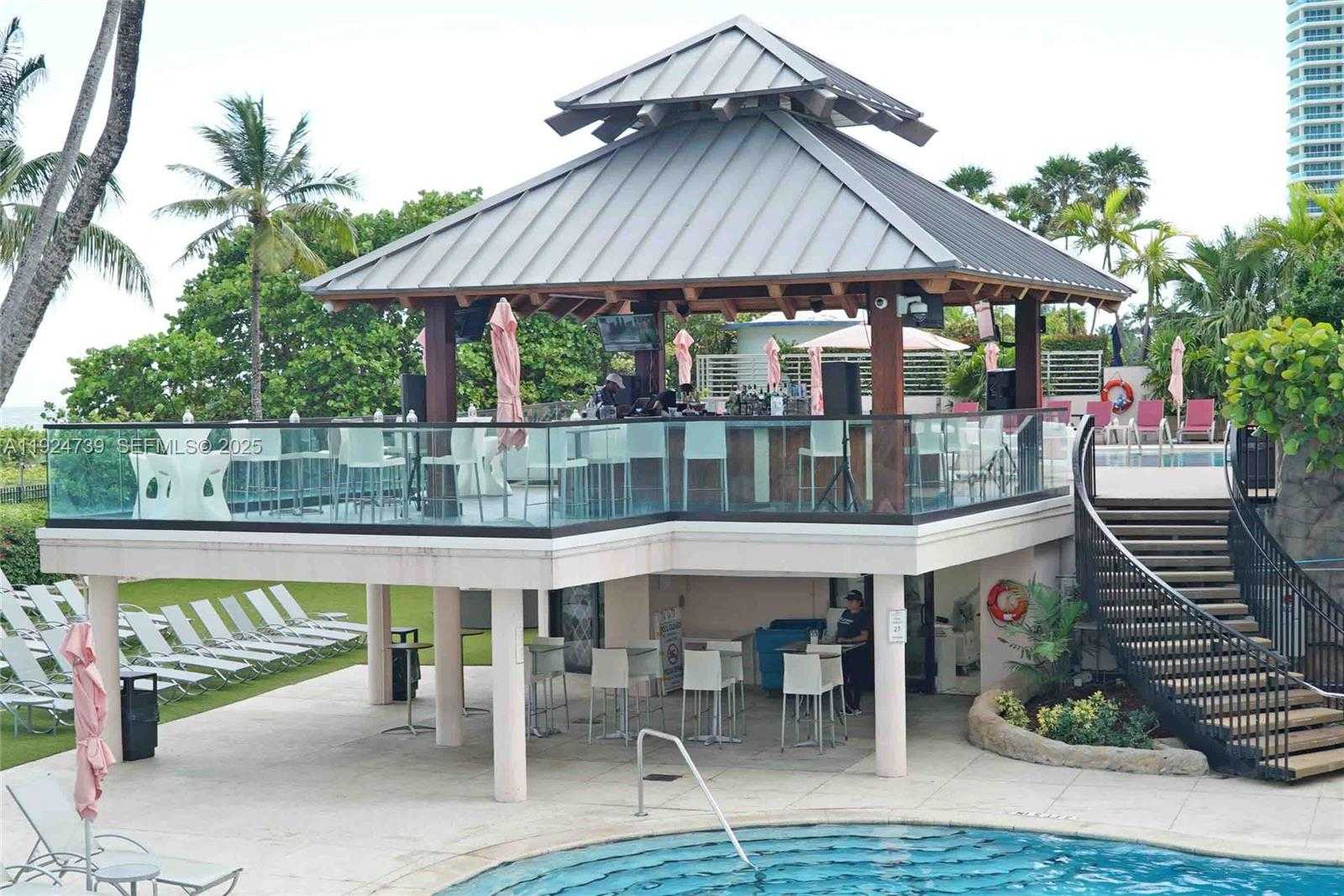 Small Image of 5225 COLLINS AVE #1204, Miami Beach Number 44