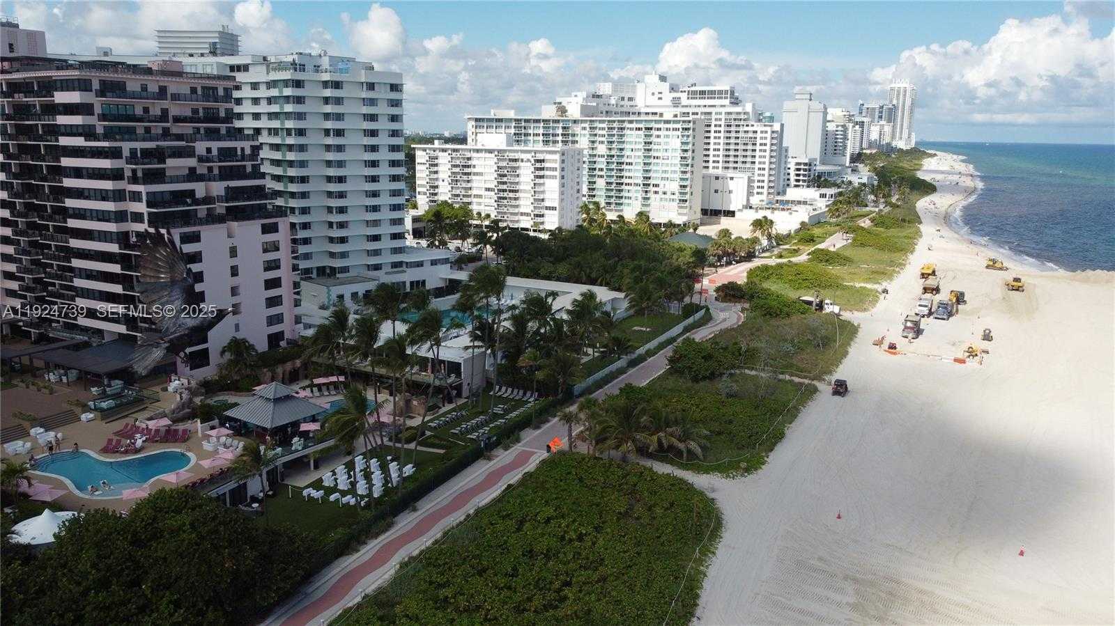 Small Image of 5225 COLLINS AVE #1204, Miami Beach Number 48