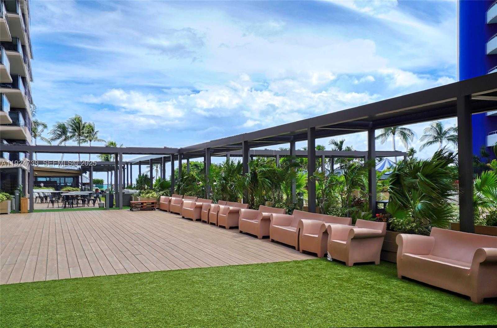 Small Image of 5225 COLLINS AVE #1204, Miami Beach Number 6