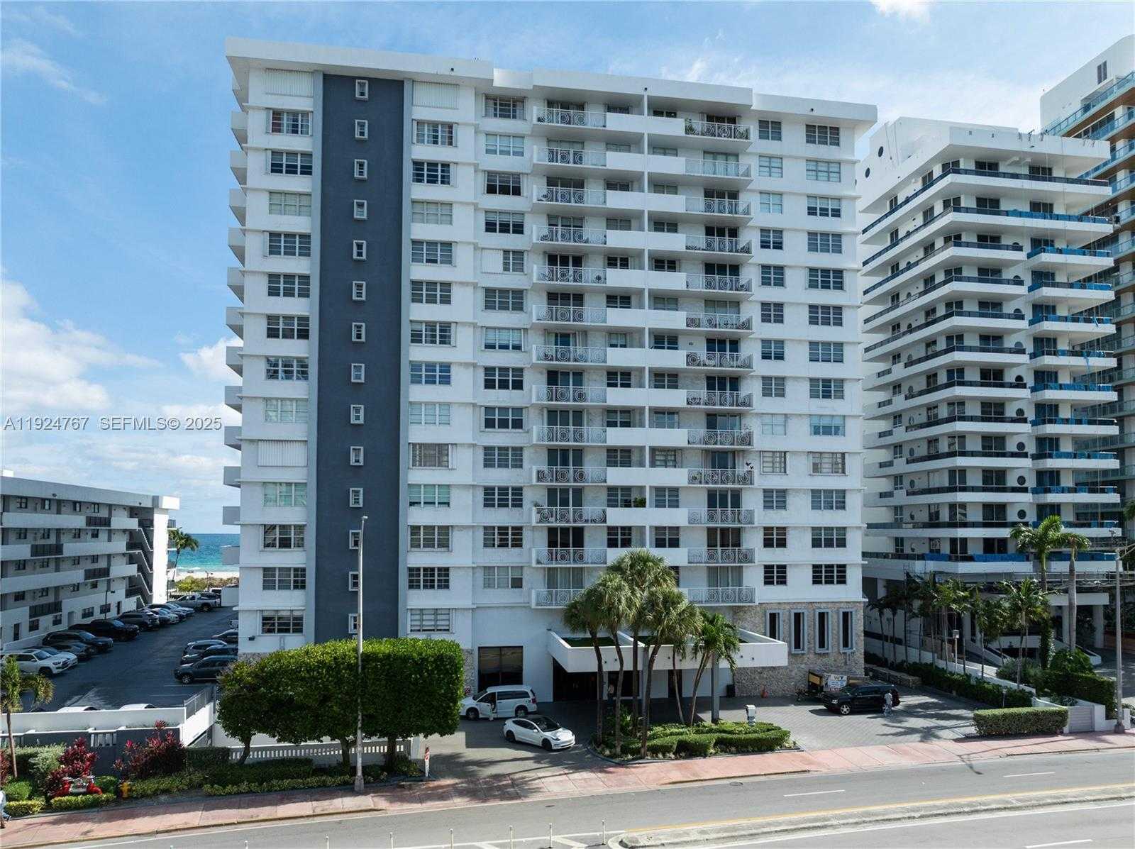 Small Image of 5825 COLLINS AVE #6E, Miami Beach Number 20