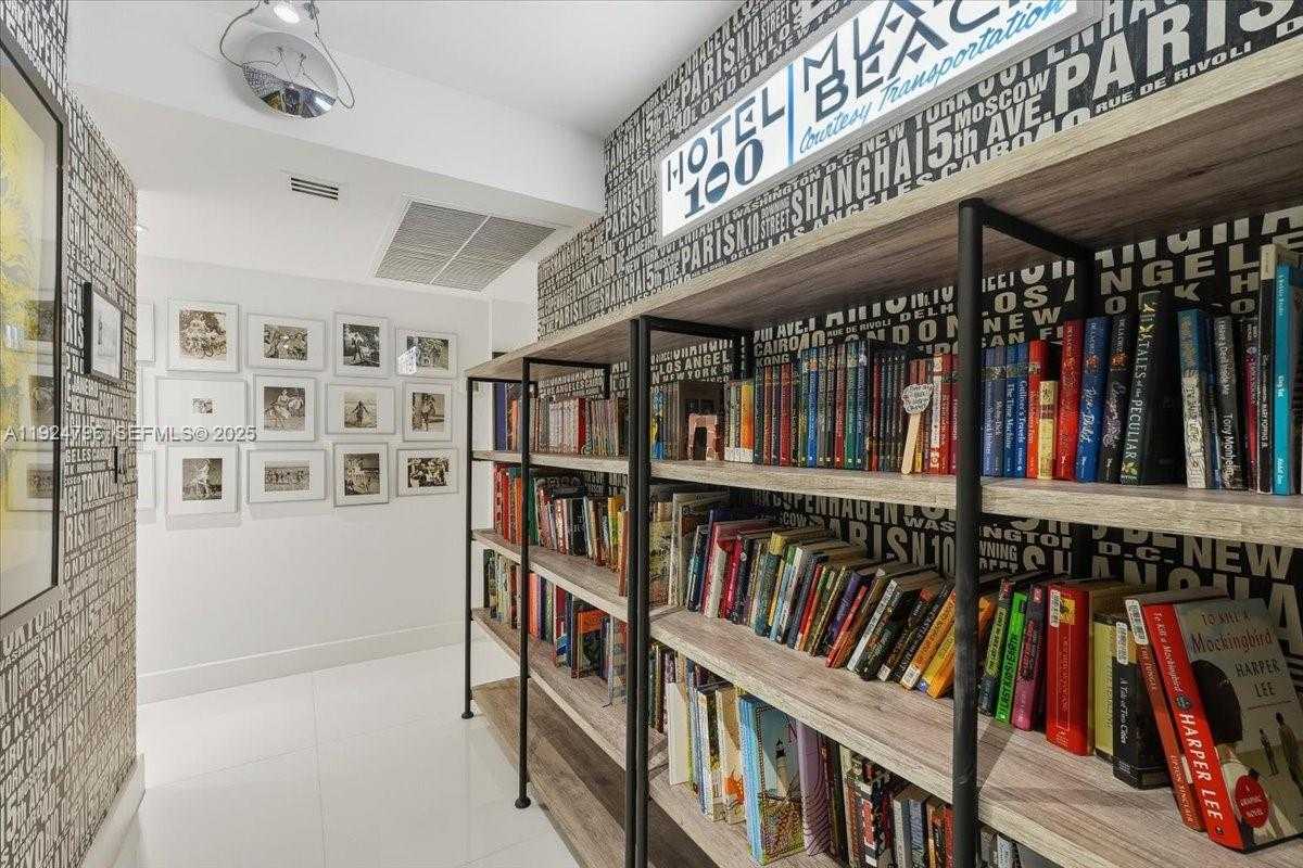 Small Image of 100 LINCOLN ROAD #747, Miami Beach Number 31