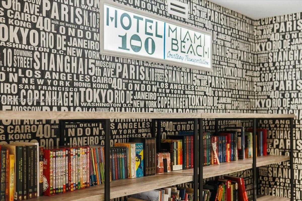 Small Image of 100 LINCOLN ROAD #747, Miami Beach Number 32