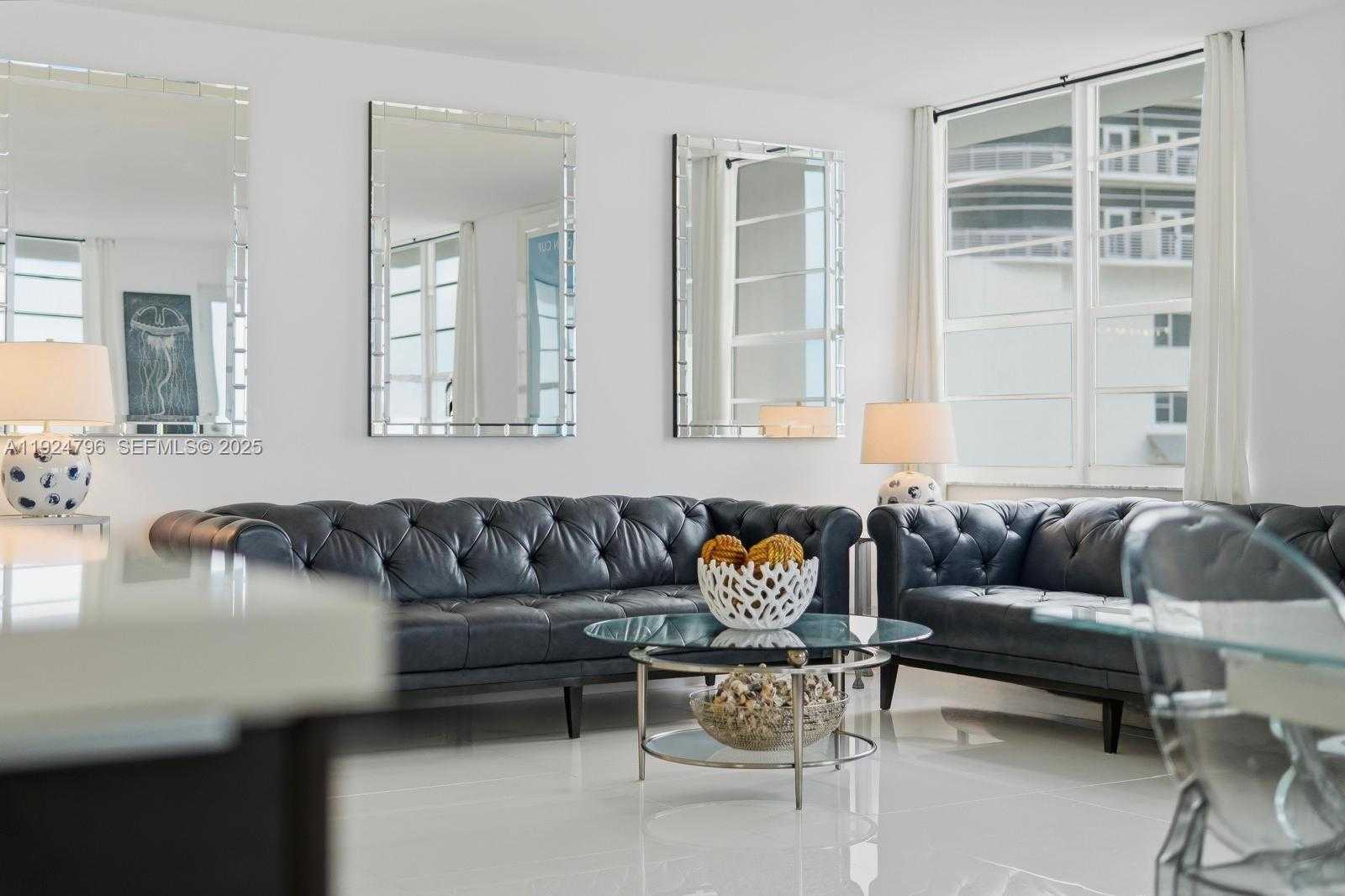 Small Image of 100 LINCOLN ROAD #747, Miami Beach Number 6