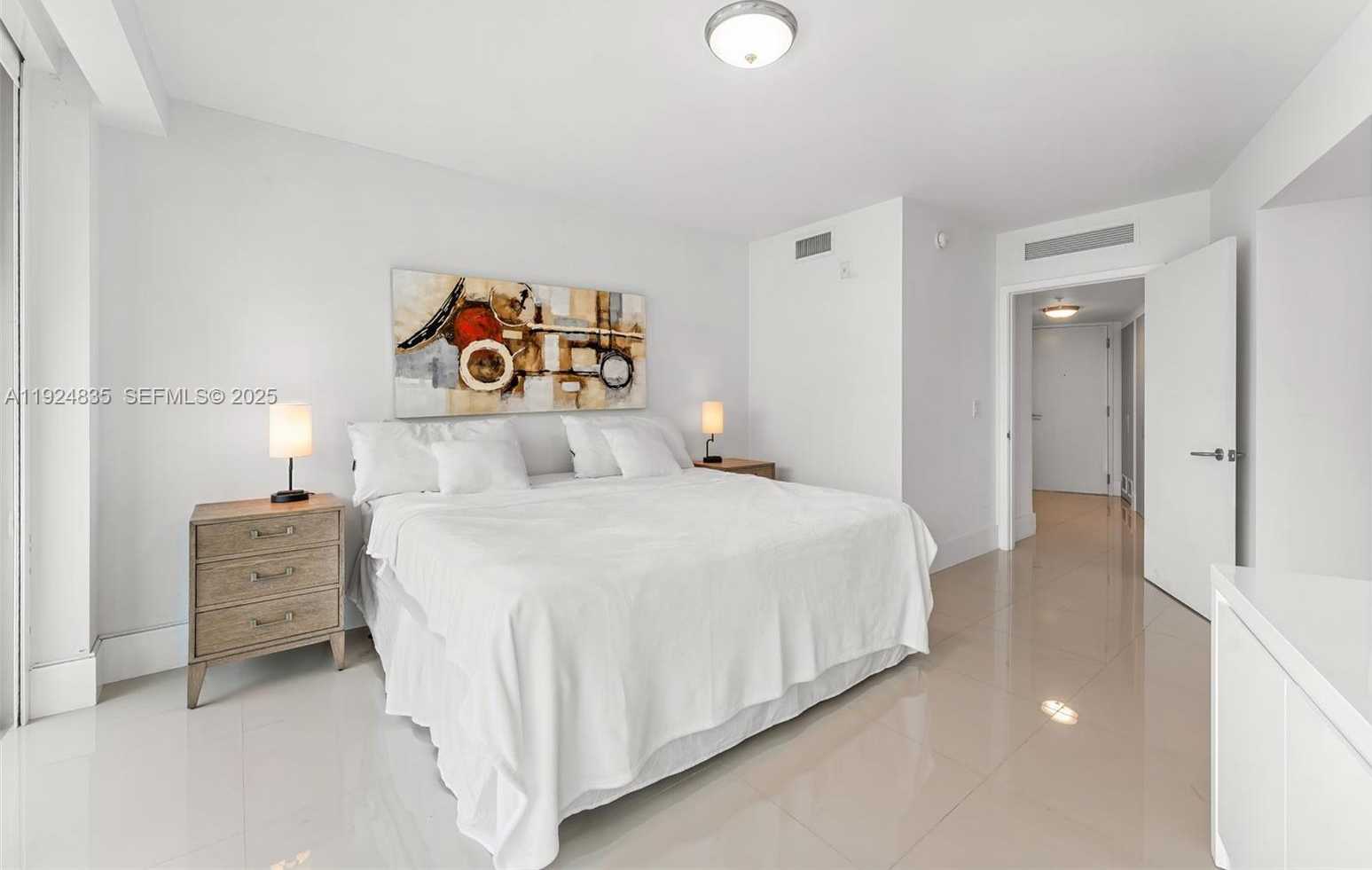 Imagen de Pequeño Objeto