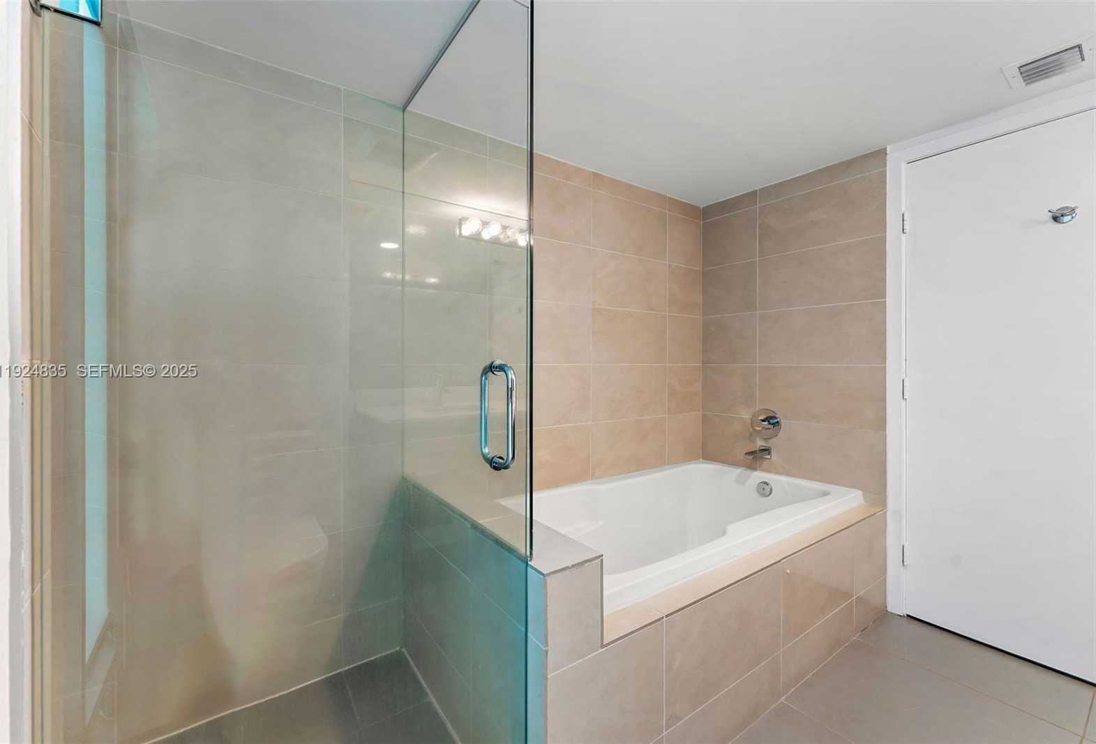 Imagen de Pequeño Objeto