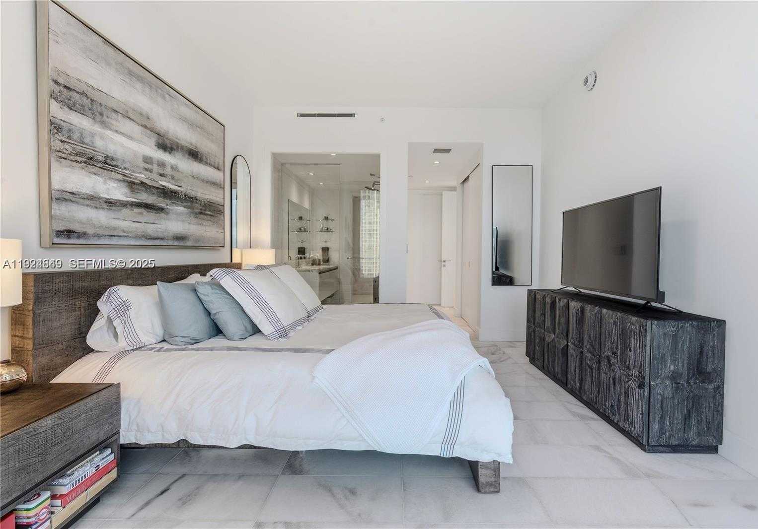 Small Image of 700 NORTH EAST 26TH TER #3406, Miami Number 16