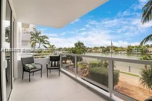 Small Image of 5700 COLLINS AVE #3J, Miami Beach Number 2