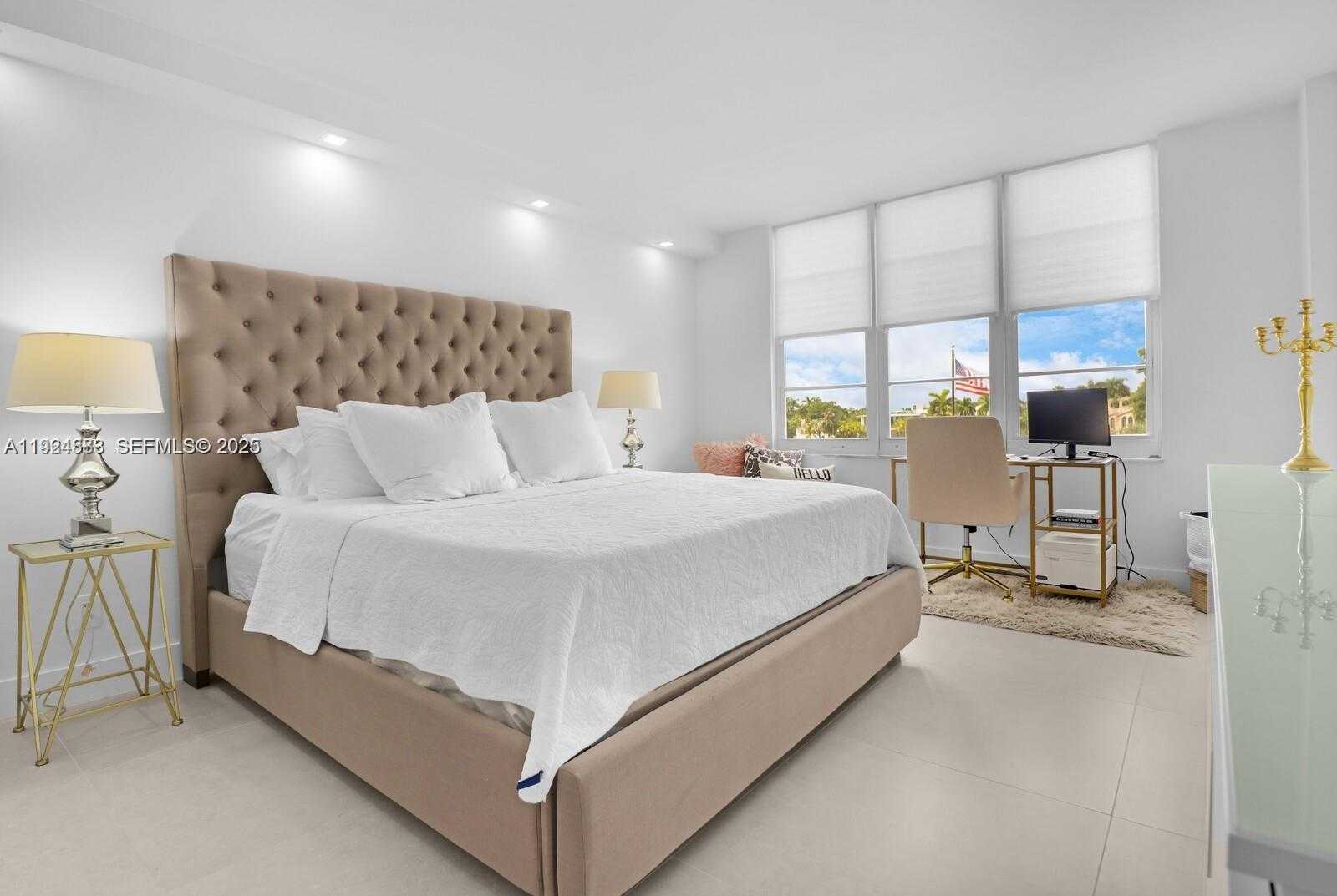 Small Image of 5700 COLLINS AVE #3J, Miami Beach Number 24