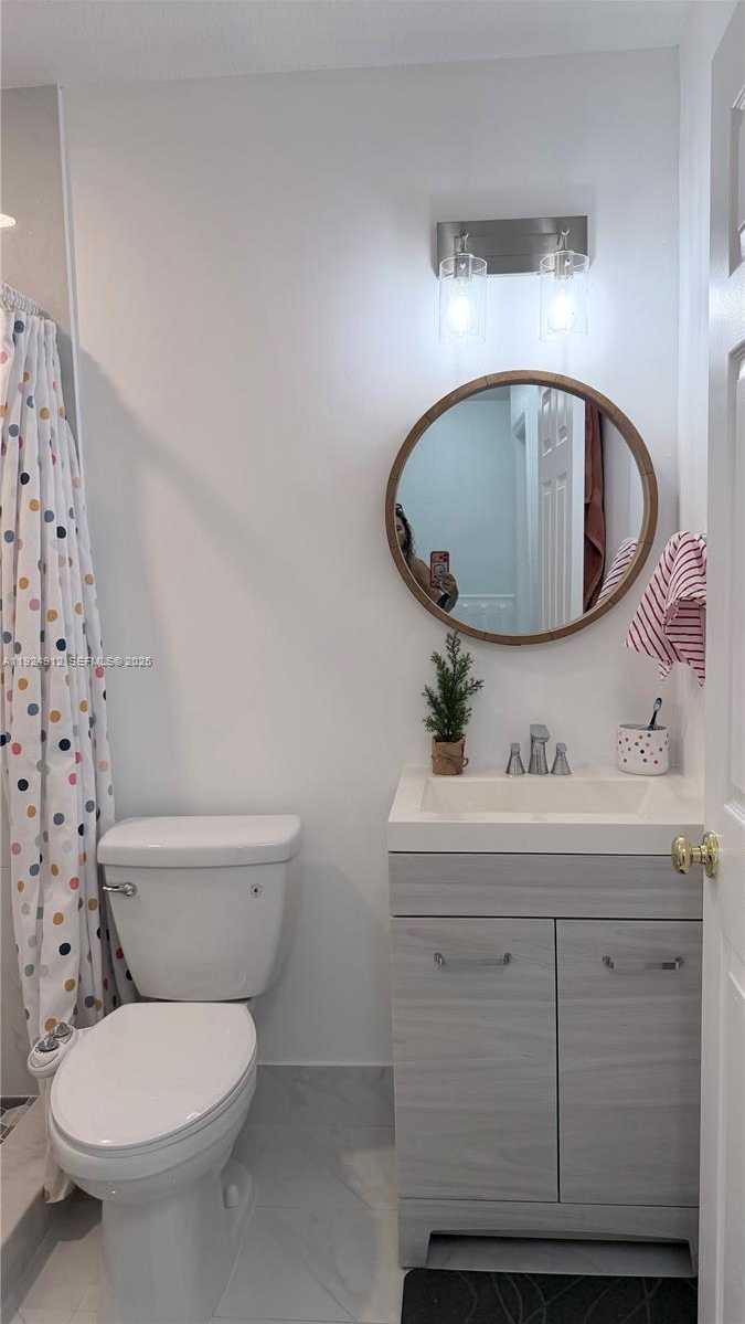 Small Image of 5785 NORTH WEST 116TH AVE #106, Doral Number 16