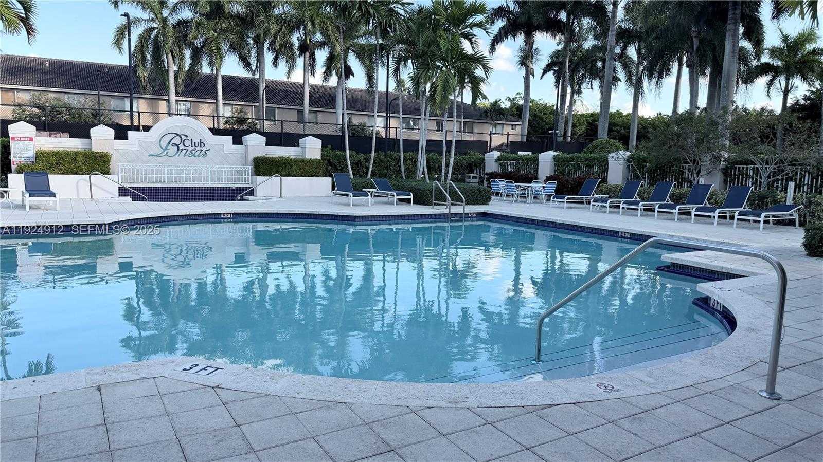 Small Image of 5785 NORTH WEST 116TH AVE #106, Doral Number 21