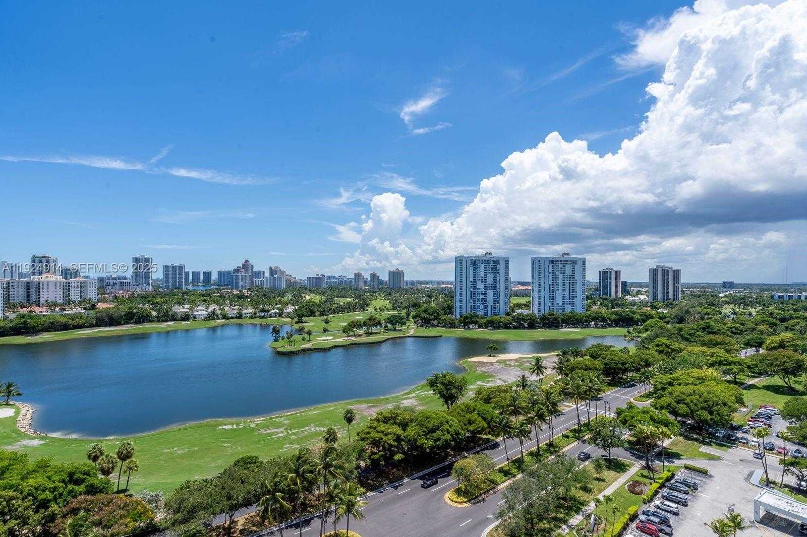 Small Image of 3675 NORTH COUNTRY CLUB DR #2007, Aventura Number 23