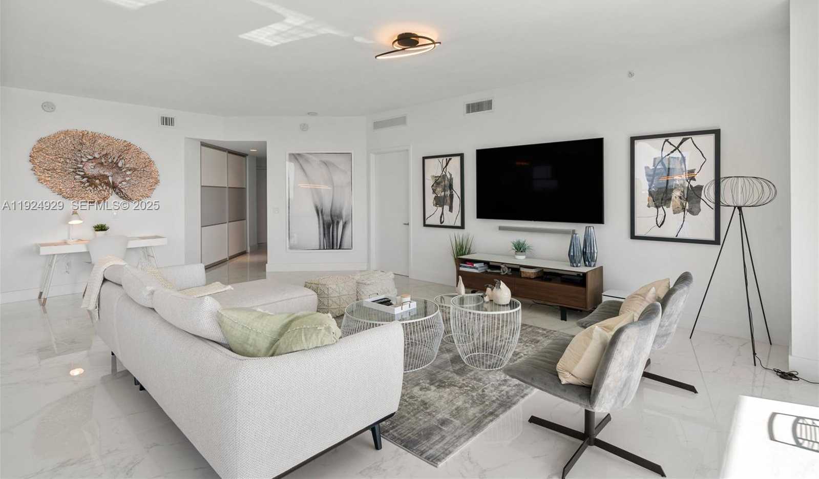 Small Image of 17111 BISCAYNE BLVD #2002, North Miami Beach Number 22