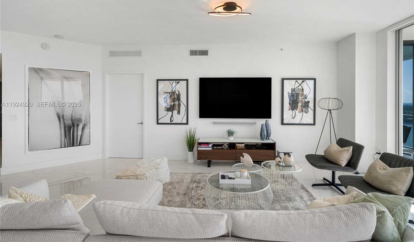 Small Image of 17111 BISCAYNE BLVD #2002, North Miami Beach Number 23