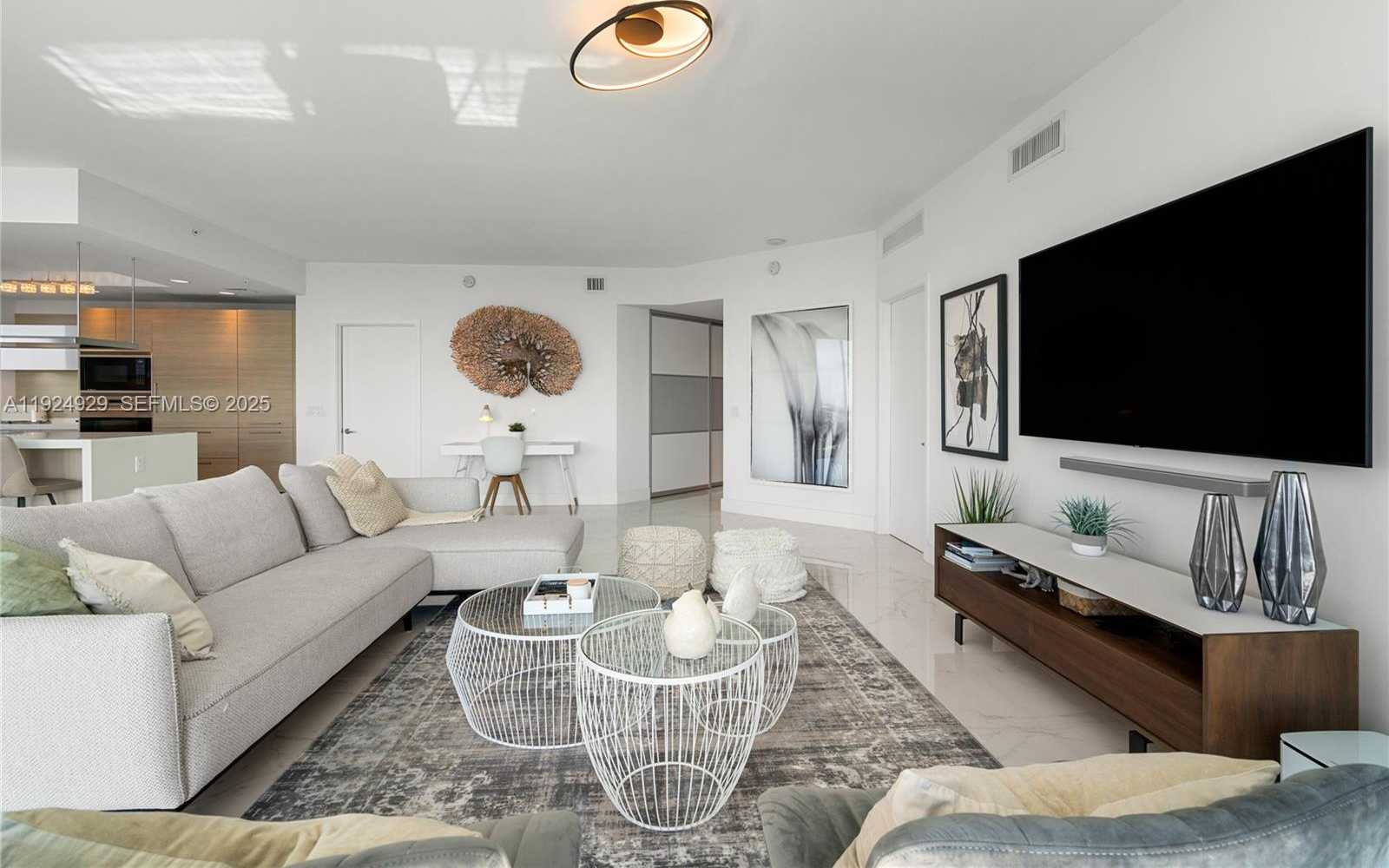 Small Image of 17111 BISCAYNE BLVD #2002, North Miami Beach Number 25