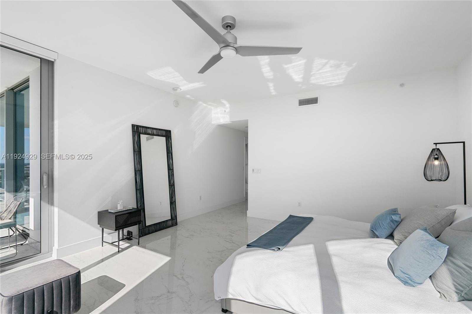 Small Image of 17111 BISCAYNE BLVD #2002, North Miami Beach Number 33