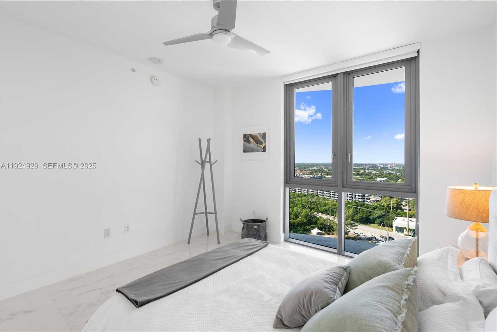 Small Image of 17111 BISCAYNE BLVD #2002, North Miami Beach Number 40