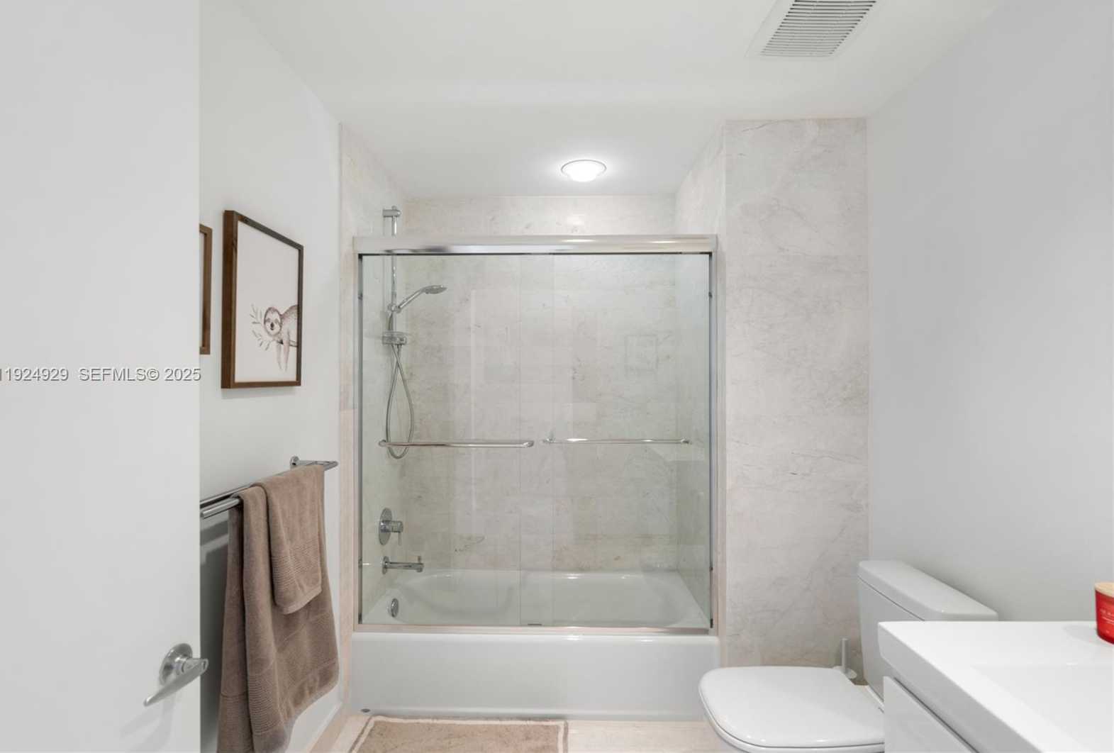 Small Image of 17111 BISCAYNE BLVD #2002, North Miami Beach Number 44