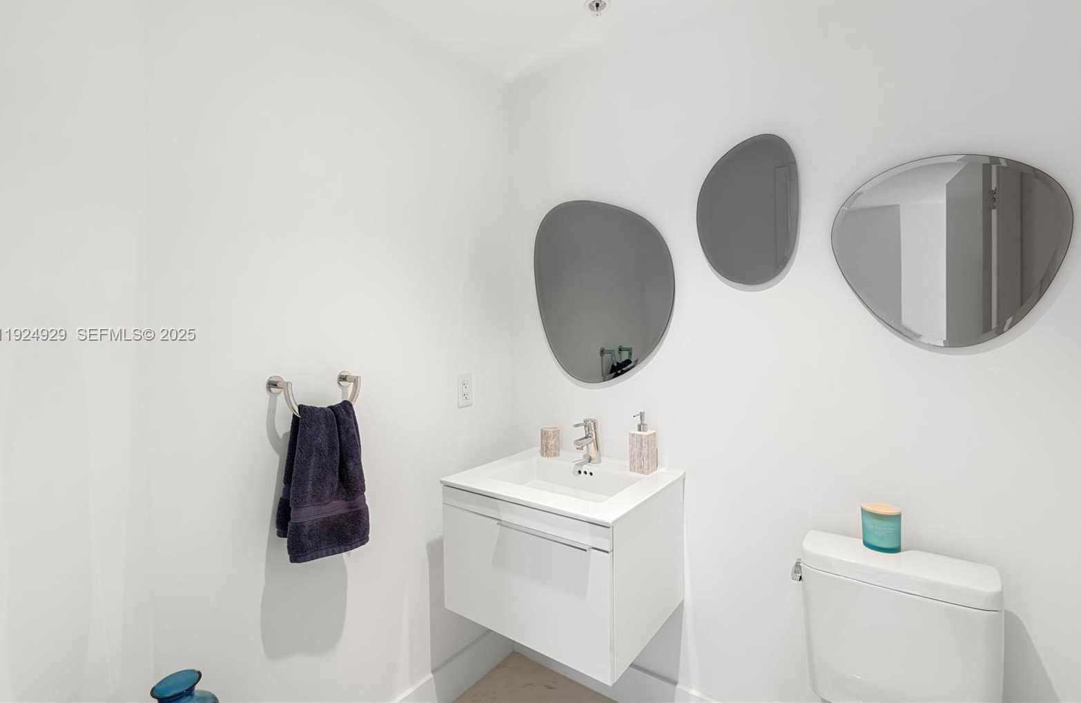 Small Image of 17111 BISCAYNE BLVD #2002, North Miami Beach Number 46