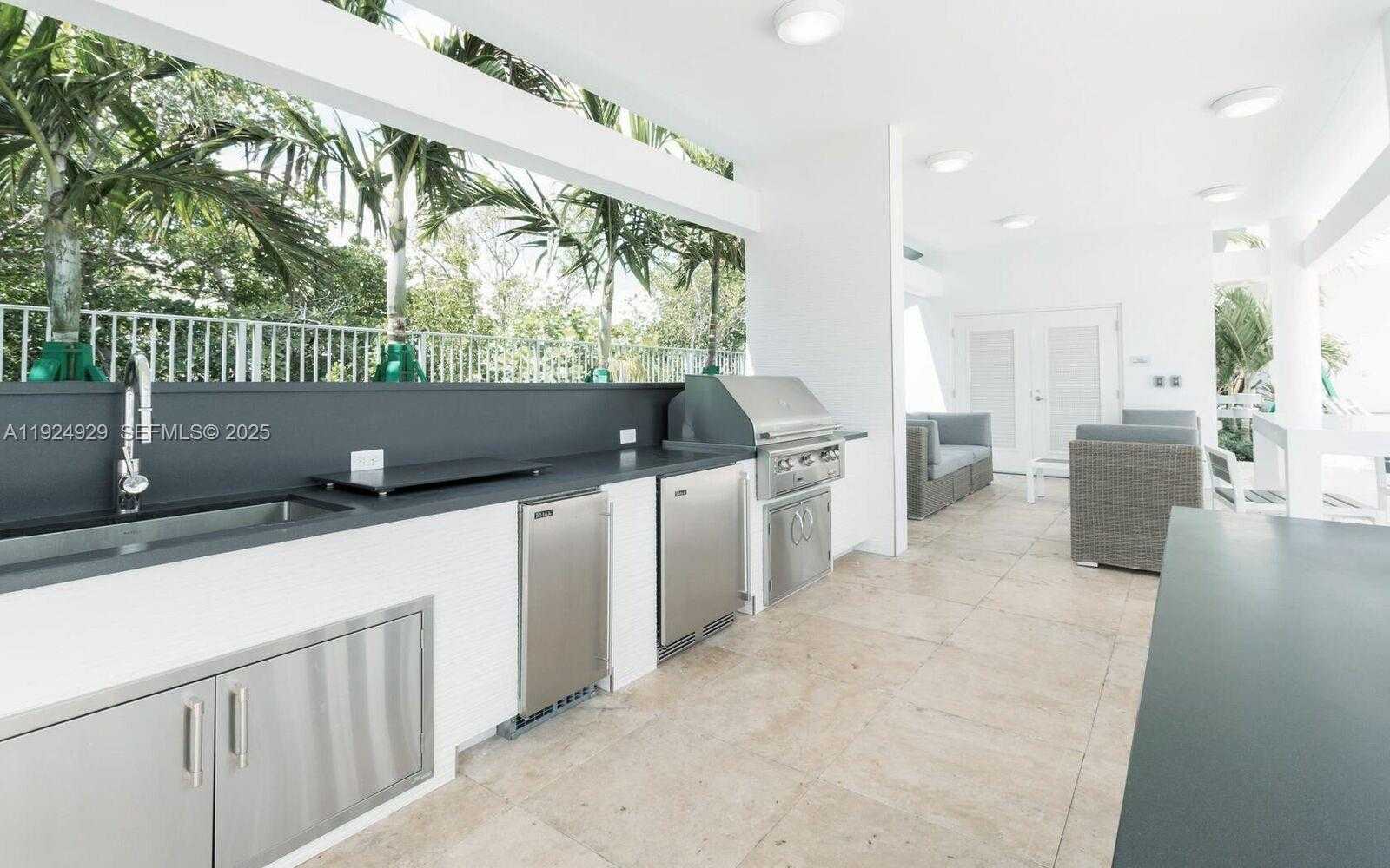 Small Image of 17111 BISCAYNE BLVD #2002, North Miami Beach Number 84