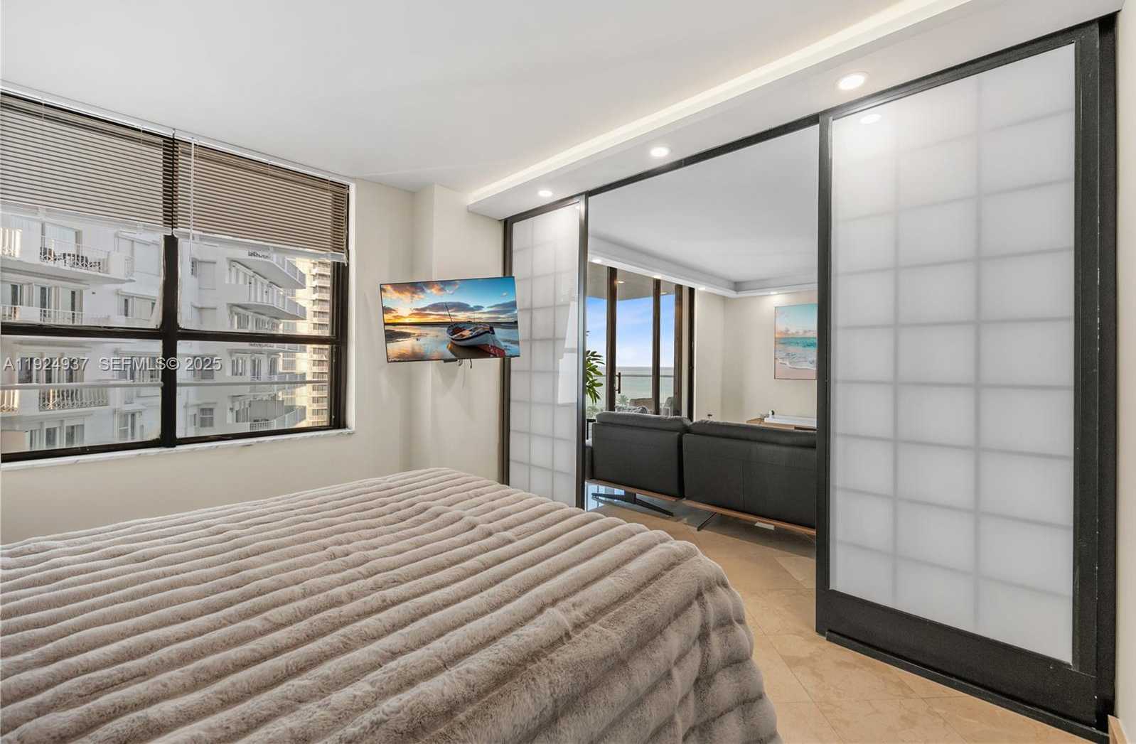 Small Image of 9801 COLLINS AVE #10G, Bal Harbour Number 21